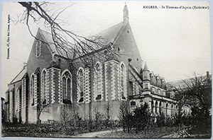 Carte postale : vue extérieure de la chapelle